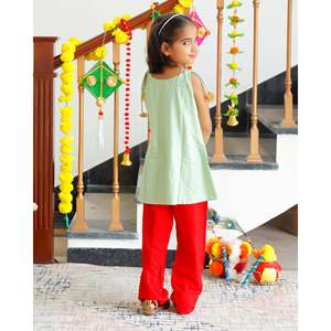 Conjunto de Dhoti de Rayón Verde Golfo para Niños, para Ocasiones Festivas como Diwali - Product Image 1
