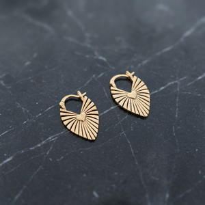 Pendientes de Aro con Forma de Corazón y Rayos de Sol, Chapados en Oro de 18K, Estilo Vintage, para Compromiso, Modernos, Unisex, Regalo, Joyería - Product Image 4