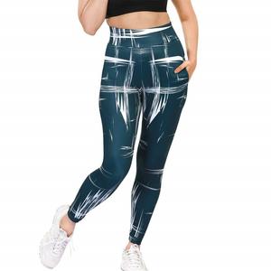 Leggings en satin léopard respirants et doux pour femmes, taille mi-haute, pour usage quotidien, vente en gros du fabricant - Product Image 6
