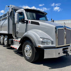 รถบรรทุกหัวลากดีเซล 6x4 สำหรับงานหนัก เหมาะสำหรับการขนส่งสินค้าขนาดใหญ่ พวงมาลัยซ้าย - Product Image 1