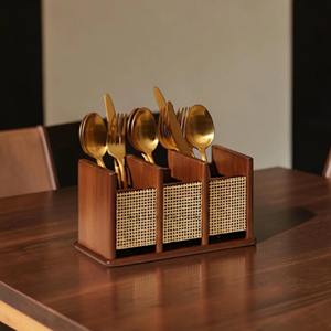 Porte-couverts en bois et rotin de qualité supérieure, idéal pour les tables de repas, les événements et les réunions familiales, organisateur de cuillères et fourchettes - Product Image 1