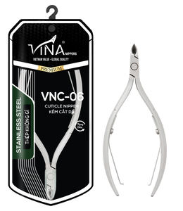 Pince à cuticules professionnelle Vina VNC-06 en acier inoxydable gris, durable, à long manche courbé, pour les ongles des doigts et des orteils, offrant un contrôle précis - Product Image 4
