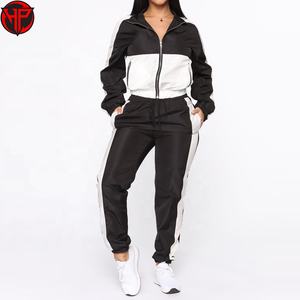 Vente en gros de survêtements coupe-vent pour femmes, fabrication OEM sur mesure, haute qualité, logo personnalisé - Product Image 1