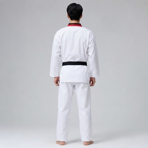Uniforme de taekwondo de haute qualité, conçu avec un tissu léger et respirant, des coutures solides et une coupe confortable pour l'entraînement. - Product Image 5