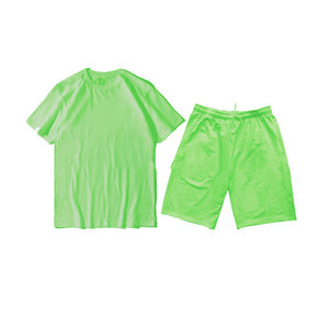 ชุดกีฬาลำลองฤดูร้อนสำหรับผู้ชาย พิมพ์ลายคุณภาพสูง ผ้าฝ้าย 100% เสื้อแขนสั้นน้ำหนักเบาและกางเกงขาสั้น ดีไซน์โลโก้ - Product Image 5