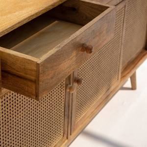 Aparador de Ratán de Cuatro Puertas Vandana Arista Aston para Interiores y Exteriores Modernos y Elegantes - Product Image 2