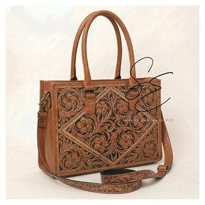 Bolso Tote de Cuero Repujado Hecho a Mano, Bolso de Cuero Genuino con Múltiples Compartimentos, Bolso Bandolera con Correa Repujada, Bolso de Cuero Estilo Boho - Product Image 3