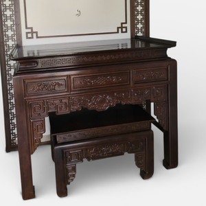 L'autel ancestral moderne est magnifiquement sculpté en bois de mahogany massif pour une utilisation dans le salon. - Product Image 6