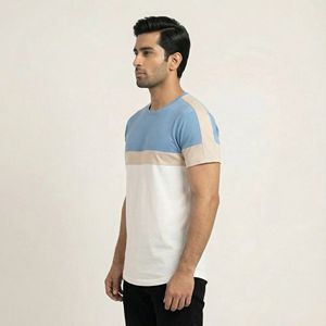 เสื้อยืดคอกลมแขนสั้นสีฟ้าอ่อน เบจ ขาว สามสี แบบคัลเลอร์บล็อก สำหรับผู้ชาย สไตล์ลำลอง รับทำโลโก้ตามสั่ง รับผลิตแบบ OEM ODM ขายส่งเสื้อผ้า - Product Image 6