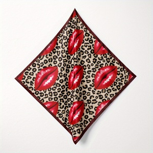 Écharpe carrée élégante en twill de soie satinée à imprimé géométrique pour femme, idéale pour les événements, foulards et bandanas - Product Image 2