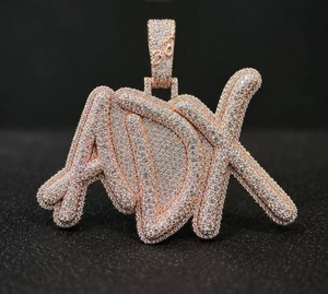 Pendentif personnalisé en moissanite de luxe avec initiale, style hip-hop, plaqué or rose, collier statement, cadeau pour homme et femme - Product Image 1