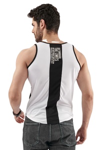 เสื้อกล้ามผู้ชาย OEM ผ้าฝ้ายถัก 100% คอกลม สปอร์ต สีพื้น ปรับแต่งสีได้ น้ำหนัก 120 กรัม ระบายอากาศได้ดี เหมาะสำหรับวิ่ง/ออกกำลังกาย รับสกรีนโลโก้ - Product Image 3