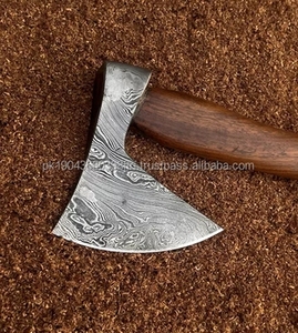 Hacha de doble hoja de acero de Damasco hecha a mano con mango de madera de alta calidad - Product Image 5