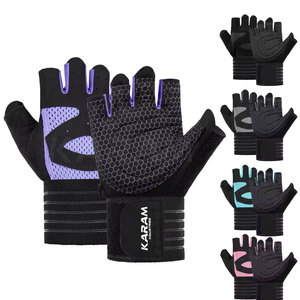 Gants de sport légers en cuir à demi-doigts avec maintien sécurisé et design respirant pour l'entraînement physique unisexe, fabriqués au Pakistan - Product Image 1
