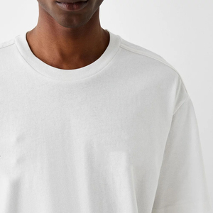 T-shirt basique de qualité supérieure pour homme en polyester/coton 160 g/m², coupe ajustée, décontracté, couleur unie, lavé, écologique, personnalisable OEM - Product Image 4