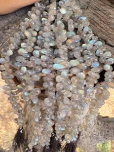 Perles en forme de goutte d'eau Labradorite Briolette, Chaîne de pierres précieuses naturelles (4x6-4.5x7 mm) - Product Image 6