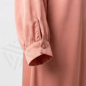 Abaya simple en gros pour femmes, vêtements islamiques modestes, longueur au sol, manches longues, polyester, écologique, approvisionnement en vrac - Product Image 5