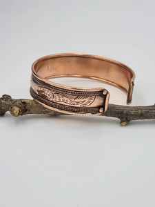 Bracelet de manchette ajustable en cuivre massif magnétique, gravé et imprimé, style traditionnel, pour hommes et femmes, par Glowin fashion - Product Image 3