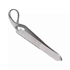 Instrumento Quirúrgico de Alta Demanda y Última Tendencia: Clip Quirúrgico de la Mejor Calidad para Incisiones con Bajo MOQ - Product Image 1