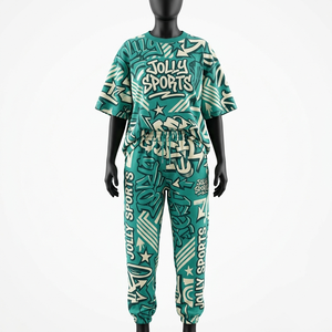 Ensemble T-shirt et pantalon de jogging en coton premium 200 GSM, vert sarcelle, imprimé graphique intégral par sublimation, ensemble de vêtements pour femmes - Product Image 1