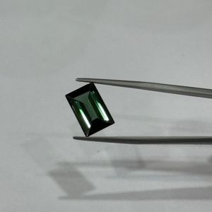 Tourmaline naturelle de qualité gemme, vert-bleuâtre, taille octogonale à facettes, 6,40 carats, pierre précieuse non montée, qualité AAA, provenance Madagascar, qualité bijouterie fine - Product Image 6