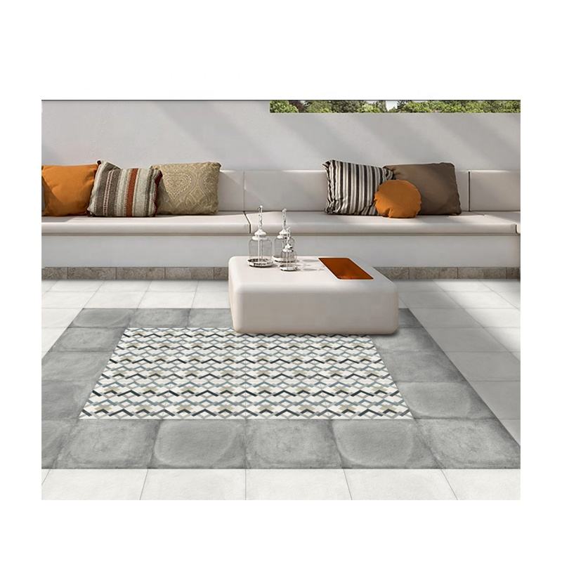 สีเทาอ่อน