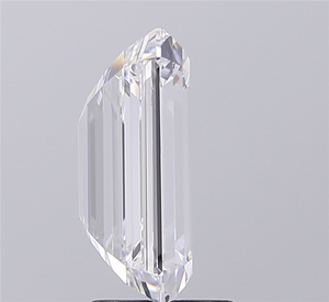Diamant de laboratoire taille émeraude 6 carats, transparence exceptionnelle VVS, pierre précieuse synthétique incolore pour bijoux fins sur mesure - Product Image 2