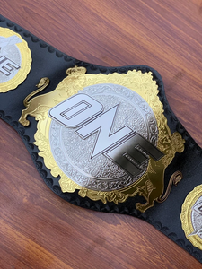 Ceintures de championnat de lutte poids lourd personnalisées One Championship, plaques en zinc dorées, taille adulte - Product Image 3