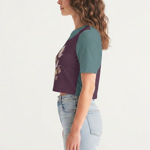 T-shirt court tendance pour femme – Manches courtes élégantes, tissu doux, coupe confortable, style moderne pour l'été - Product Image 3