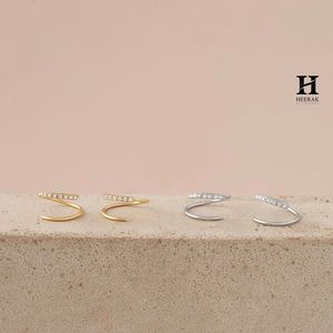 Pendientes de Aro Doble Espiral de Oro de 18K para Perforación Única, Pendientes de Aro con Ilusión de Espiral Pavé, Joyería al por Mayor - Product Image 6