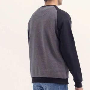 Ensemble 2 pièces streetwear pour homme en molleton de coton doux de qualité supérieure, avec manches stylées et design bicolore, confortable et respirant - Product Image 6