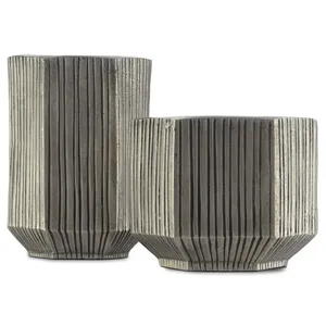 Jarrón de Metal Ecológico de Hierro Costero de Grado Exportación para Mesa, Moderno para Espacios de Vida, Tendencia 2026, de Alta Gama - Product Image 3