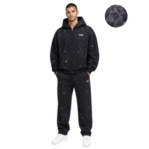 Ensemble tendance pour homme : sweat à capuche zippé coupe boxy à épaules tombantes et joggers amples, imprimé camouflage léopard avec strass personnalisés, en tissu haute densité - Product Image 1