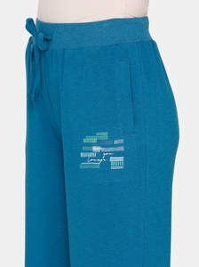 Shorts Bermuda de Punto Azules para Mujer con Bordado, Cintura con Cordón Ajustable, Corte Regular, Cintura Media, 100% Algodón Transpirable - Product Image 2