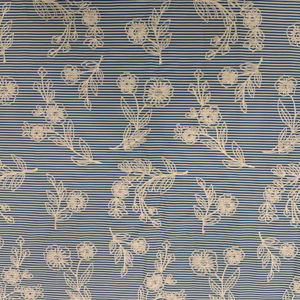 Tissu brodé en coton rayé bleu et blanc de qualité supérieure – Motif floral blanc sur fond rayé pour la confection de vêtements - Product Image 1