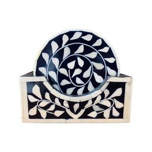 Ensemble de sous-verres en MDF avec incrustation osseuse, motif floral bleu et blanc, mosaïque, fait main, diamètre 9 cm, épaisseur 3 mm, REHMAN CRAFT Uttar Pradesh - Product Image 4