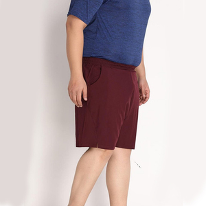 Shorts pour hommes de taille standard, design tendance, couleur unie, impression de logo personnalisée, séchage rapide, respirant, antibactérien, décontracté - Product Image 4