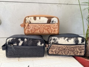 Wholesale High Quality Hand Tooled Leather Toiletry Organizer Women Travel Cosmetic Cowhide Leather Makeup Bags With Handle - Product Image 4