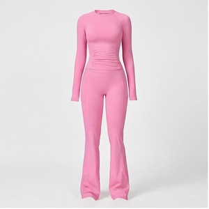 Combinaison de yoga rose à manches longues, taille haute, jambes évasées, sans coutures, extensible dans les quatre sens, couleur unie, longueur intégrale, vêtements de sport - Product Image 1