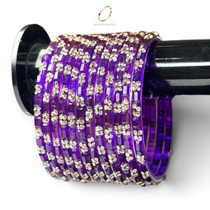 Vente en gros de bracelets en verre violet goutte de pluie de style cachemire, décoratifs, plaqués or, avec cristaux, pour femmes, à prix de gros - Product Image 1