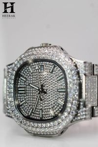 Reloj de pulsera de lujo para hombre, personalizado al por mayor, con diamantes incrustados, bisel octogonal, índices tipo bastón y esfera pavé, de acero inoxidable - Product Image 3
