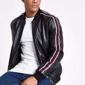 Blouson aviateur en cuir PU pour homme, couleur unie, fermeture éclair, col rabattable, style moto - Product Image 5