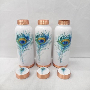 Stylish <b>copper</b> water <b>bottle</b> with smooth finish ideal for <b>drinking</b> water promotes healthy living for daily home and travel - Product Image 3
