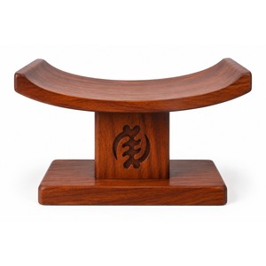 Repose-pieds Ashanti en bois de Sapele fait main avec sculpture Adinkra |   Vente en gros - Product Image 1