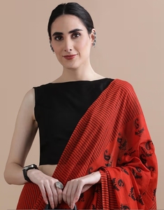 KV <b>Red</b> Mulmul Cotton Traditional Hand Drawn Paisley Printed Party Saree with Unstitched <b>Blouse</b> - Product Image 3
