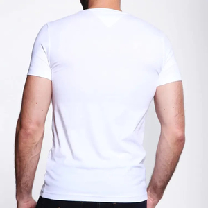 T-shirt unisexe personnalisé à col rond en polyester et coton doux, design uni, haut de sport pour la course à pied pour hommes, t-shirt uni avec OEM - Product Image 4
