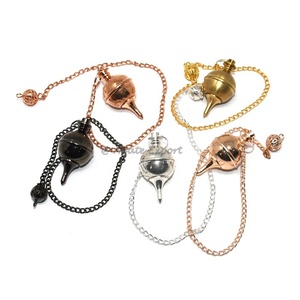 Vente en Gros de Pyramide en Laiton de Guérison Naturelle Pendule en Métal Cône Doré Reiki Pendules de Radiesthésie Reiki Divination Métaphysique - Product Image 3