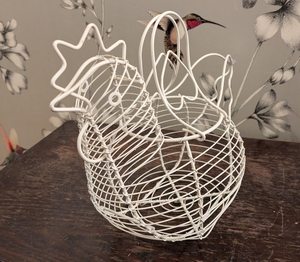 Vintage white coated metal "Chicken themed" <b>egg</b> holder - Product Image 5