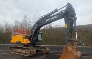 Excavadora de cadenas Volvo EC380EL usada con componentes HYDAC, alta eficiencia, garantía de 4 años - Product Image 6