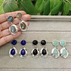 Pendientes de Plata de Ley 925 con Incrustaciones de Piedras Preciosas Naturales, Estilo Moderno, Minimalista, Cómodo, Elegante, la Mejor Joyería de Lujo - Product Image 5